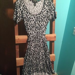 LAST DAY  ALL OFFERS CONSIDERED Leopard cut out